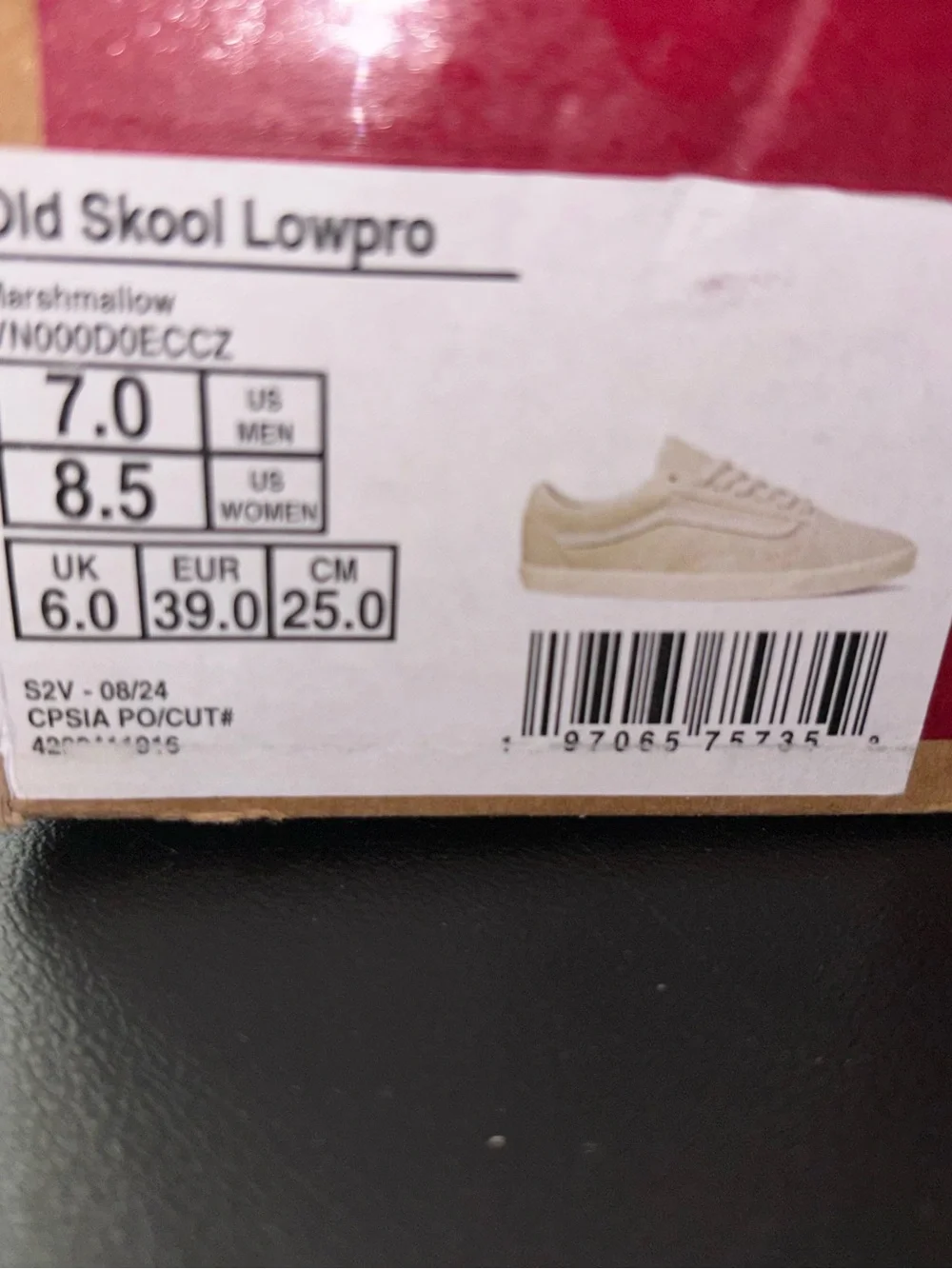 Vans Old Skool Lowpro sz 7.0 Men’s 8.5 Women’s